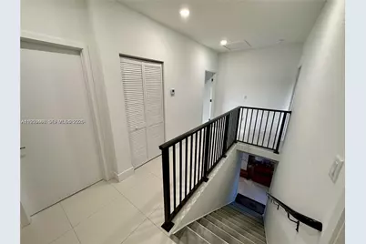 306 NW 11th Ct, Florida City, FL 33034 - Photo 8