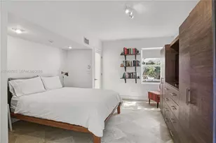 1106 NE 86th St, Miami, FL 33138 - Photo 8