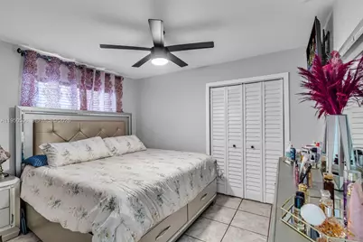 7579 W 31st Ave, Hialeah, FL 33018 - Photo 16