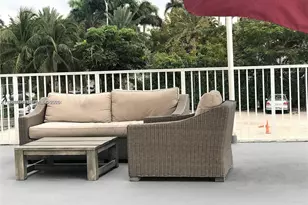 7904 West Dr, North Bay Village, FL 33141 - Photo 4