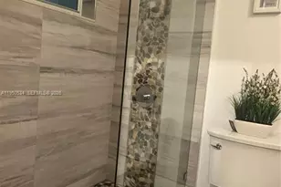 7904 West Dr, North Bay Village, FL 33141 - Photo 30