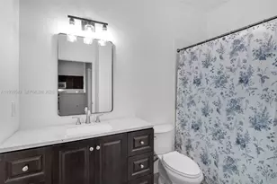 7980 S Aragon Blvd, Sunrise, FL 33322 - Photo 20