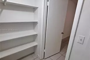 430 Commodore Dr, Plantation, FL 33325 - Photo 8