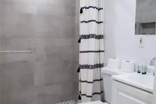 1821 Harding St, Hollywood, FL 33020 - Photo 6