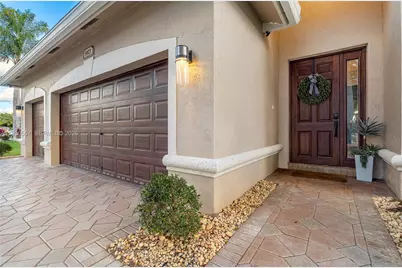 5923 NW 54th Cir, Coral Springs, FL 33067 - Photo 4