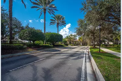 5923 NW 54th Cir, Coral Springs, FL 33067 - Photo 48