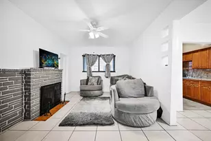 545 NW 77th St, Miami, FL 33150 - Photo 26