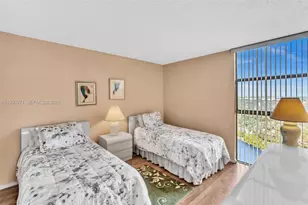 20505 E Country Club Dr, Aventura, FL 33180 - Photo 36