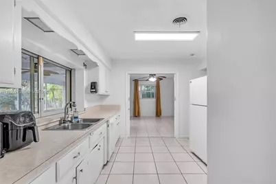 781 NW 66th Ave, Plantation, FL 33317 - Photo 32