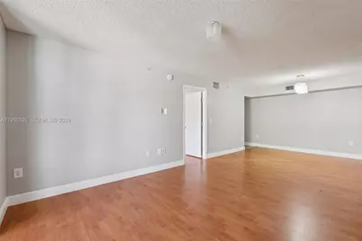 2051 Renaissance Blvd #203, Miramar, FL 33025 - Photo 14