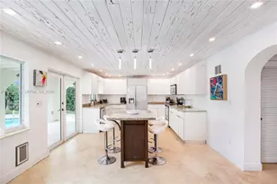 12515 Palm Rd, North Miami, FL 33181 - Photo 10