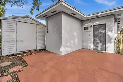 930 N 16th Ave #2, Hollywood, FL 33020 - Photo 2