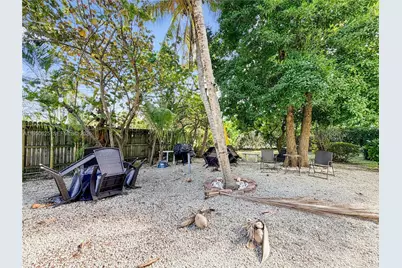 520 NE 38th St #9, Miami, FL 33137 - Photo 18