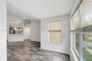 437 Vista Isles Dr, Sunrise, FL 33325 - Photo 6