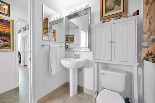 1900 N Bayshore Dr, Miami, FL 33132 - Photo 34