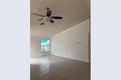 15270 SW 51st St, Miramar, FL 33027 - Photo 10