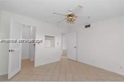 9220 S Hollybrook Lake Dr #208, Pembroke Pines, FL 33025 - Photo 14