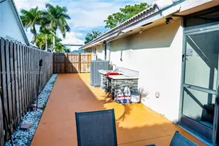 9420 SW 212th Terrace, Cutler Bay, FL 33189 - Photo 8