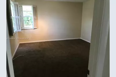 337 Ives Dairy Rd #1, Miami, FL 33179 - Photo 26