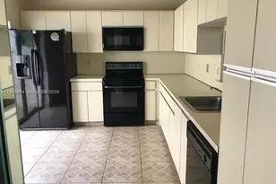337 Ives Dairy Rd, Miami, FL 33179 - Photo 22