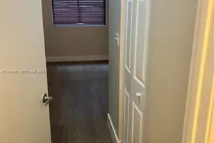 11040 SW 196th St, Cutler Bay, FL 33157 - Photo 10