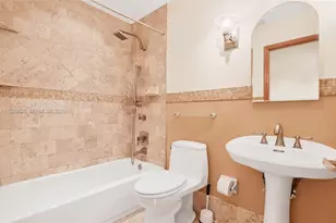 8035 SW 89th Ct, Miami, FL 33173 - Photo 20