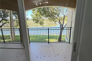 200 SW 117th Terrace, Pembroke Pines, FL 33025 - Photo 2