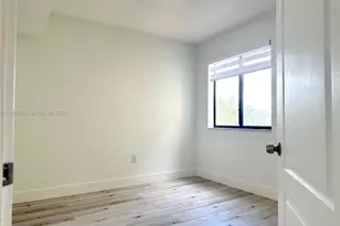 9340 Fontainebleau Blvd, Miami, FL 33172 - Photo 22