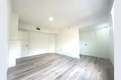 9340 Fontainebleau Blvd #406, Miami, FL 33172 - Photo 14