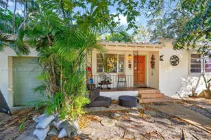 25 NW 104th St, Miami Shores, FL 33150 - Photo 2