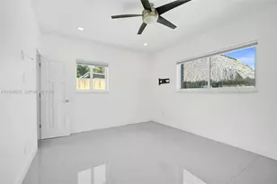 1995 N Hibiscus Dr, North Miami, FL 33181 - Photo 28