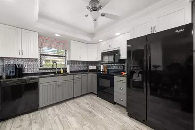 319 Grove, Avon Park, FL 33825 - Photo 18