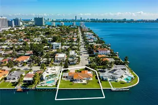 7500 W Treasure Dr, North Bay Village, FL 33141 - Photo 6