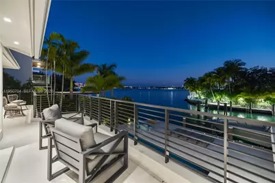 2370 Bayview Ln, North Miami, FL 33181 - Photo 32