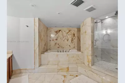 5660 Collins Ave #18A, Miami Beach, FL 33140 - Photo 38