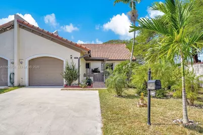 8446 SW 114th Pl, Miami, FL 33173 - Photo 16