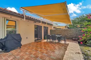 8446 SW 114th Pl, Miami, FL 33173 - Photo 14