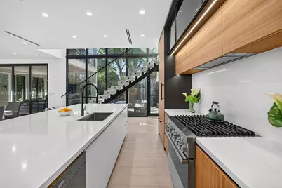 1529 SE 2nd Ct, Fort Lauderdale, FL 33301 - Photo 10