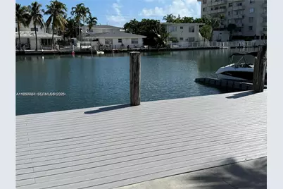 8435 Crespi Blvd #5, Miami Beach, FL 33141 - Photo 2