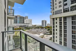 11 NE 6th St, Miami, FL 33132 - Photo 38