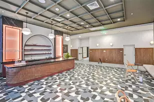 11 NE 6th St, Miami, FL 33132 - Photo 16