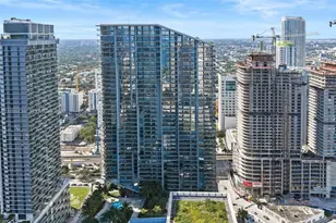 88 SW 7th St, Miami, FL 33130 - Photo 32