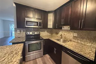 300 Gardens Dr, Pompano Beach, FL 33069 - Photo 1