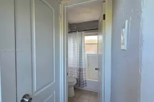 1430 NW 7th St, Fort Lauderdale, FL 33311 - Photo 12