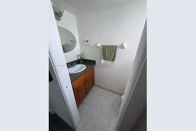 235 Antilla Ave #4, Coral Gables, FL 33134 - Photo 8