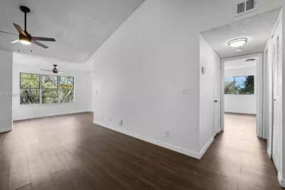 3340 N Pinewalk Dr N #1527, Margate, FL 33063 - Photo 12