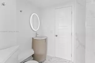 3250 NE 28th St, Fort Lauderdale, FL 33308 - Photo 16