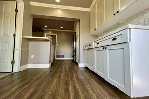 2500 NW 89th Ave, Sunrise, FL 33322 - Photo 6