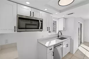 2475 NW 16th St Rd, Miami, FL 33125 - Photo 16