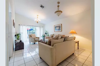 206 SW 159th Way, Sunrise, FL 33326 - Photo 6